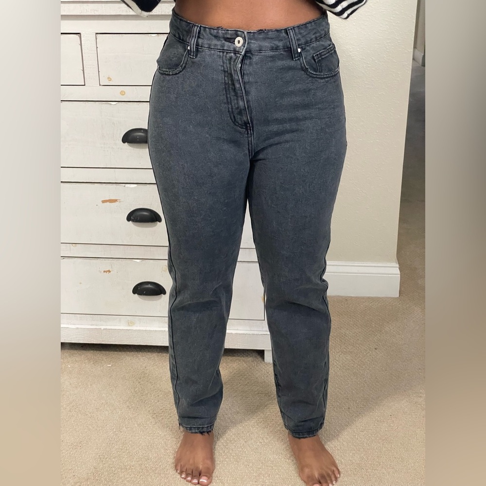 Black Mom jeans